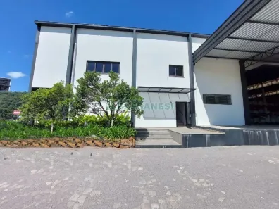 Sala Comercial para alugar, 400m² no Vicentina, Farroupilha