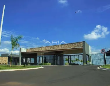 Lote/Terreno à venda, 250m² no Parque Tropical, Araraquara