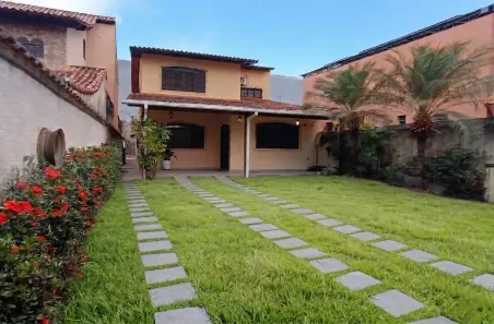 Casa com 4 Quartos à venda, 266m² no Alcântara, São Gonçalo