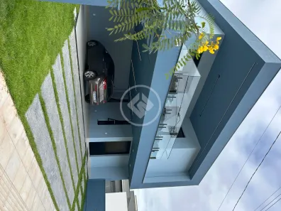 Casa com 4 Quartos à venda, 323m² no Forquilhas, São José