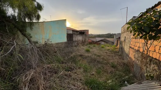 Lote/Terreno à venda, 250m² no Jardim Montecatini, Londrina