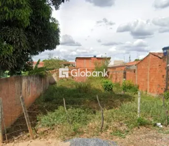 Lote/Terreno à venda, 300m² no Nossa Senhora das Graças, Montes Claros