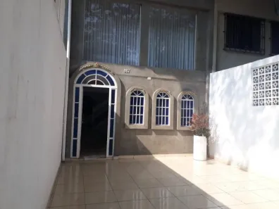 com 3 Quartos para alugar, 240m² no Planalto Paulista, São Paulo