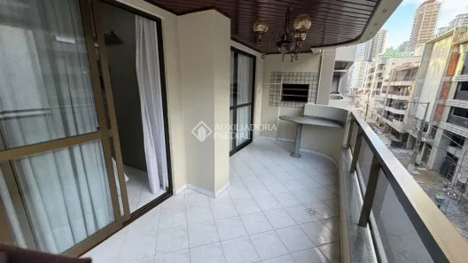 Apartamento com 4 Quartos à venda, 151m² no Meia Praia, Itapema
