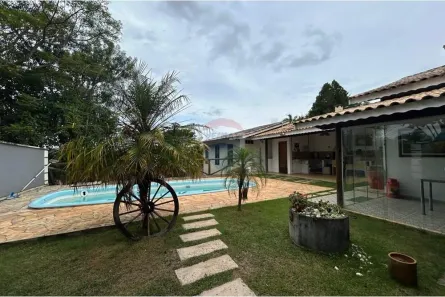 Casa com 3 Quartos à venda, 211m² no Parque das Videiras, Jarinu