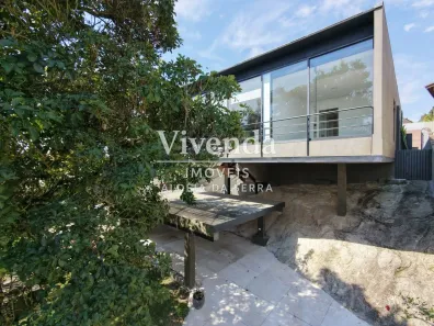 Sobrado com 3 Quartos para alugar, 290m² no Residencial Morada dos Pássaros-Aldeia da Serra, Barueri
