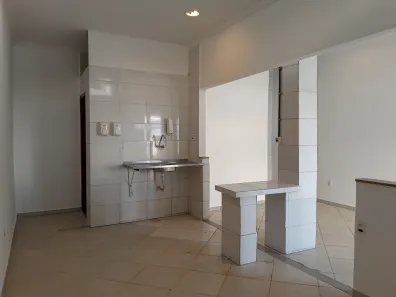 Ponto Comercial para alugar, 40m² no Santa Helena, Juiz de Fora