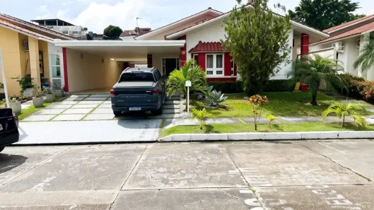 Casa de Condomínio com 4 Quartos para alugar, 195m² no Flores, Manaus