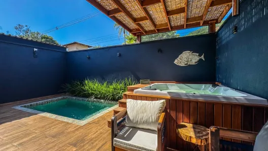 Casa de Condomínio com 3 Quartos à venda, 110m² no Camburi, São Sebastião