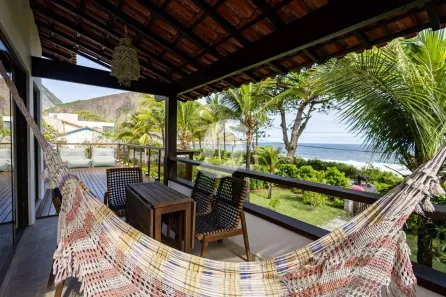Casa com 6 Quartos à venda, 520m² no Itacoatiara, Niterói