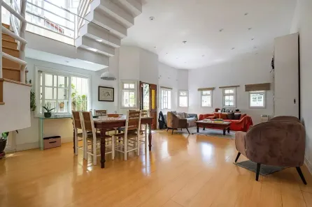 Casa com 3 Quartos à venda, 254m² no Sumaré, São Paulo