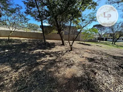 Lote/Terreno à venda, 801m² no Residencial Aziz Louveira, Louveira