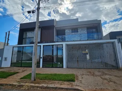 Sobrado com 4 Quartos à venda, 530m² no Jardim Munique, Maringá