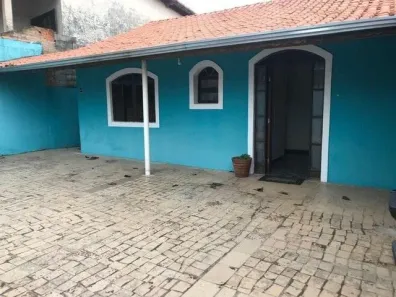 Casa com 3 Quartos à venda, 174m² no Jardim Brasília, São Roque