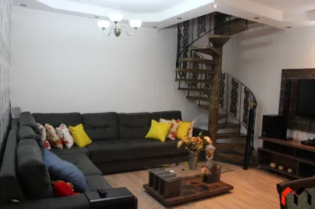 Sobrado com 3 Quartos para venda ou aluguel, 100m² no Jardim Iracema, São Paulo