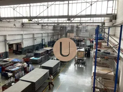 Galpão/Depósito/Armazém à venda, 4000m² no Luz, São Paulo