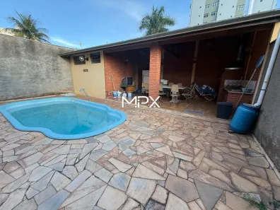 Sobrado com 3 Quartos à venda, 257m² no Vila Independência, Piracicaba
