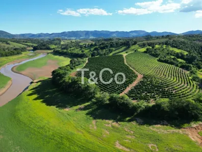 Lote/Terreno à venda, 307m² no Centro, Poços de Caldas