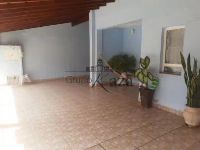 Casa com 2 Quartos à venda, 250m² no Jardim das Indústrias, Jacareí