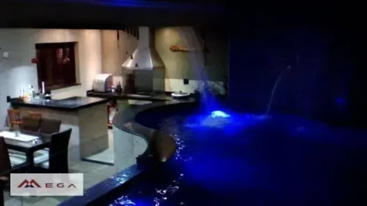 Casa de Condomínio com 3 Quartos à venda, 230m² no Roncáglia, Valinhos