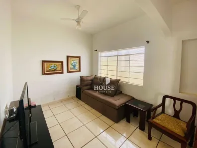 Casa com 3 Quartos à venda, 198m² no Vila São Carlos, Mogi Guaçu