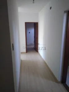 Sobrado com 4 Quartos à venda, 440m² no Jardim América, Jacareí