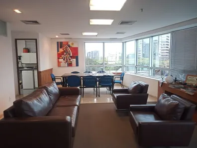 Sala Comercial com 1 Quarto à venda, 104m² no Cambuí, Campinas