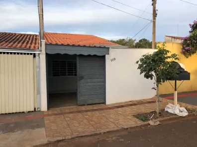 Casa com 2 Quartos à venda, 71m² no Ouro Branco, Londrina