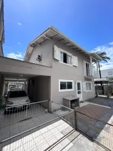 Casa com 3 Quartos à venda, 240m² no Jardim Eldorado, Palhoça