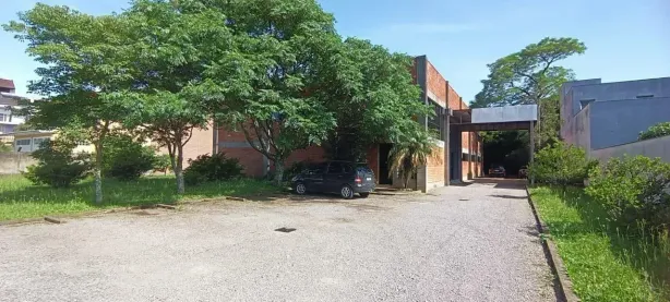 Galpão/Depósito/Armazém à venda, 834m² no Sanvitto, Caxias do Sul