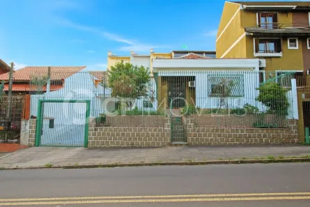 Casa com 4 Quartos à venda, 237m² no Jardim Itu, Porto Alegre