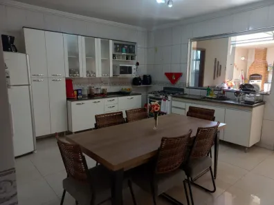 Casa com 3 Quartos à venda, 120m² no Santa Cruz Industrial, Contagem
