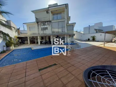 Casa com 5 Quartos à venda, 830m² no Vigilato Pereira, Uberlândia
