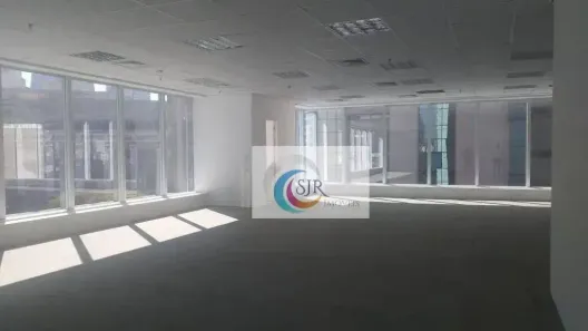 Sala Comercial para alugar, 223m² no Vila Olímpia, São Paulo