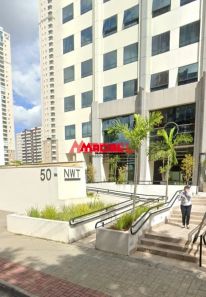 Sala Comercial à venda, 34m² no Parque Residencial Aquarius, São José dos Campos