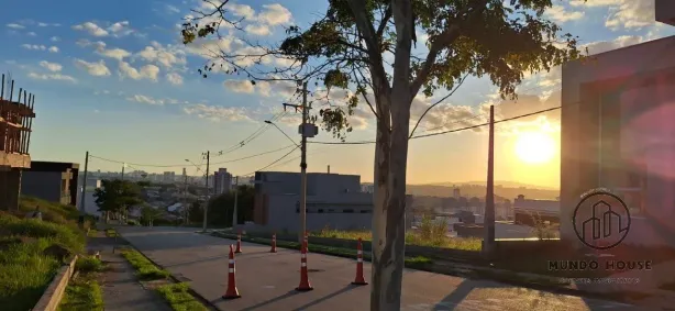 Lote/Terreno à venda, 740m² no Jardim Vila São Domingos, Sorocaba