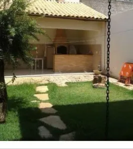 Casa com 4 Quartos à venda, 386m² no Jardim Colina, Uberlândia