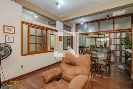 Casa com 3 Quartos à venda, 350m² no Petrópolis, Porto Alegre