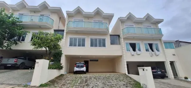 Casa de Condomínio com 4 Quartos à venda, 277m² no Jardim Flor da Montanha, Guarulhos