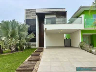 Sobrado com 4 Quartos para alugar, 187m² no , Peruíbe
