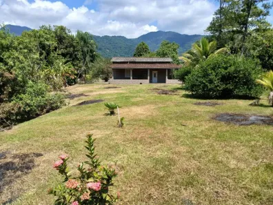 Fazenda/Sítio com 2 Quartos à venda, 75m² no Chácara Glória, Itanhaém