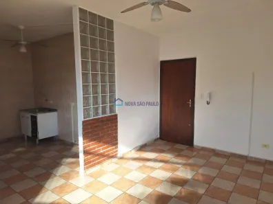 Casa com 1 Quarto para alugar, 50m² no Bosque da Saúde, São Paulo