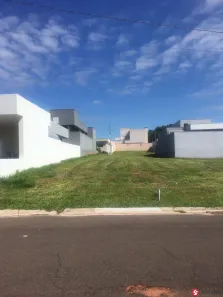 Lote/Terreno à venda, 256m² no Álvares Machado, Álvares Machado