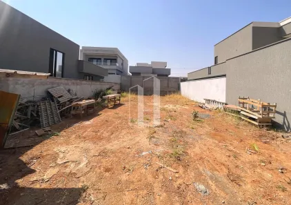 Lote/Terreno à venda, 312m² no Residencial Parqville Jacarandá, Aparecida de Goiânia