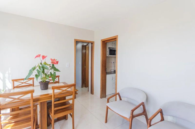 Apartamento com 3 quartos — Sagrada Família, Belo Horizonte