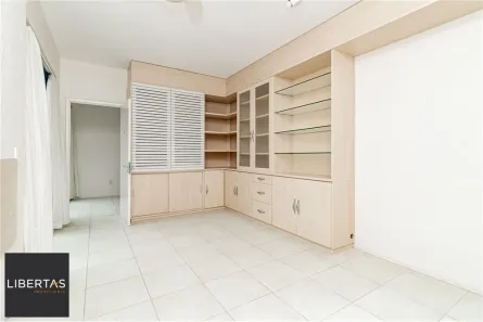 Sala Comercial à venda, 33m² no Auxiliadora, Porto Alegre