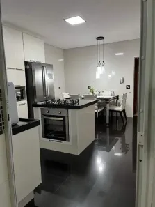 Sobrado com 3 Quartos à venda, 210m² no Jardim Bom Pastor, Santo André