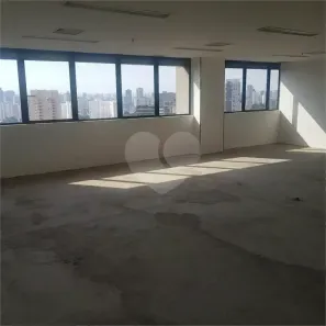 Sala Comercial à venda, 121m² no Santo Amaro, São Paulo
