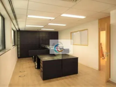 Sala Comercial à venda, 220m² no Vila Olímpia, São Paulo