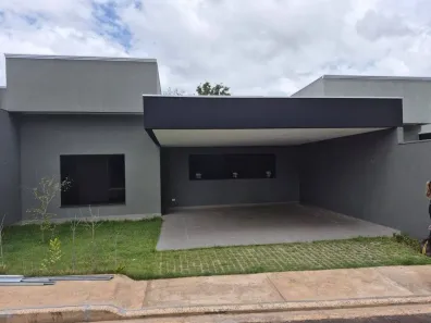 Casa de Condomínio com 3 Quartos à venda, 121m² no Caiçara, Campo Grande